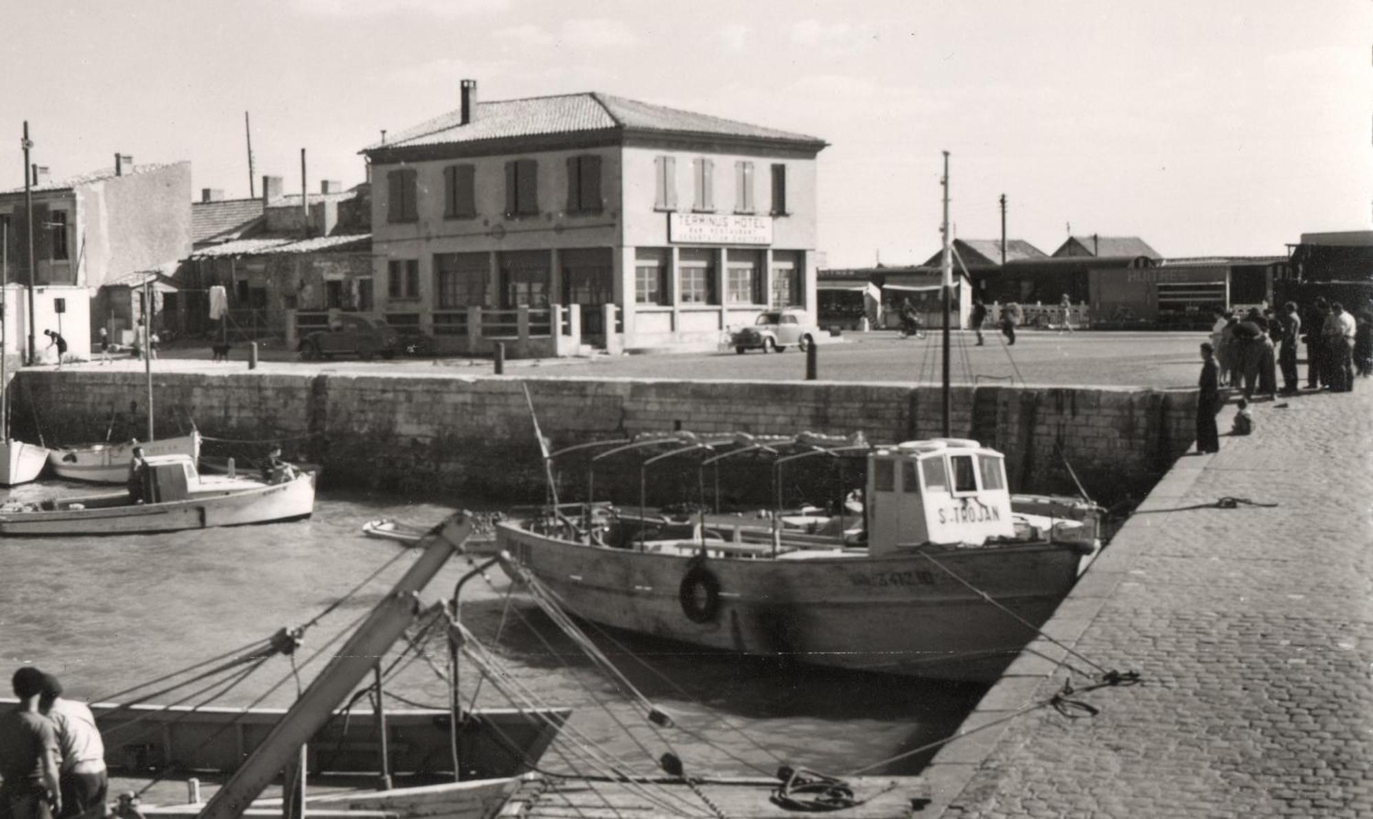 Logis Hotel Le Terminus Bourcefranc Kültér fotó